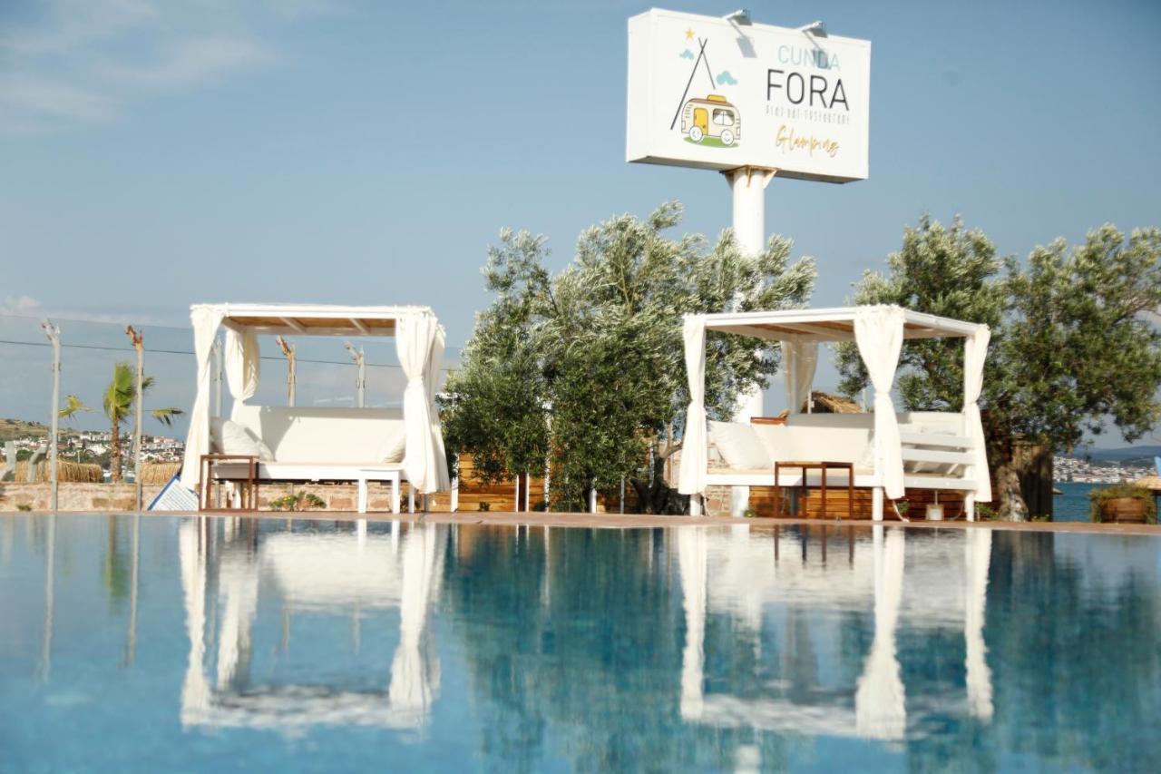 Cunda Fora Glamping Hotel ไอวาลิค ภายนอก รูปภาพ