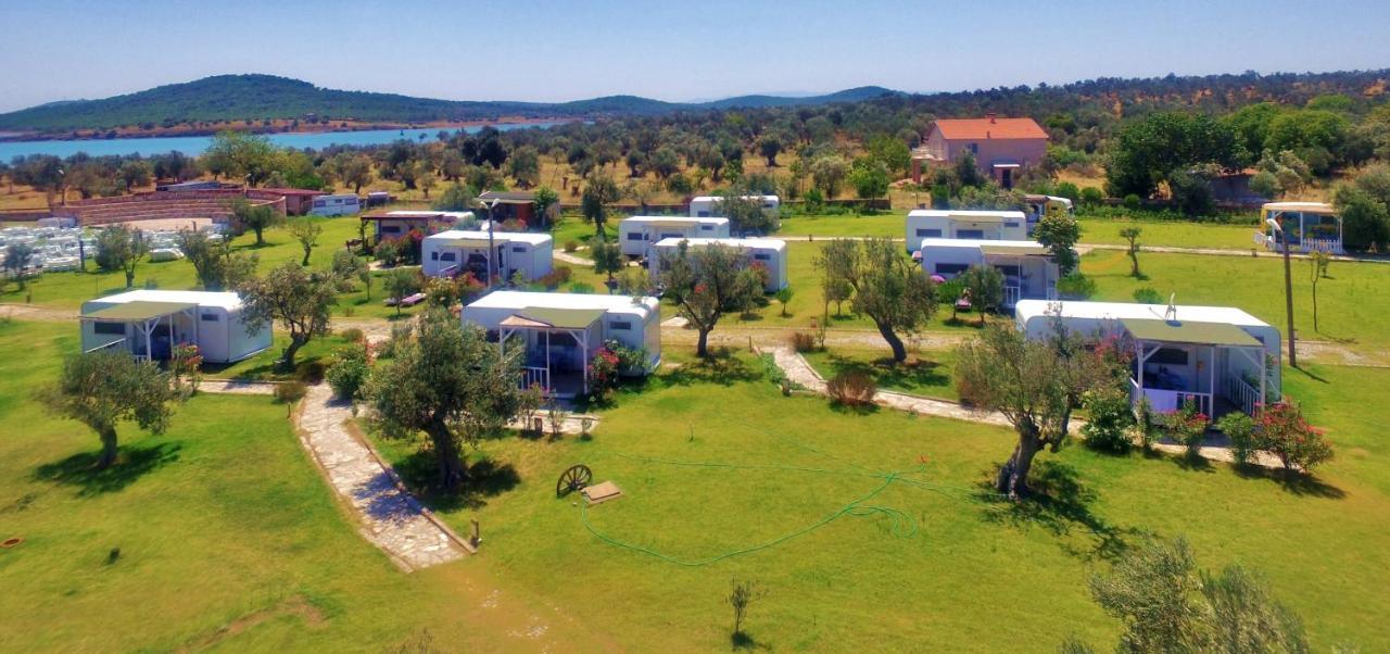 Cunda Fora Glamping Hotel ไอวาลิค ภายนอก รูปภาพ